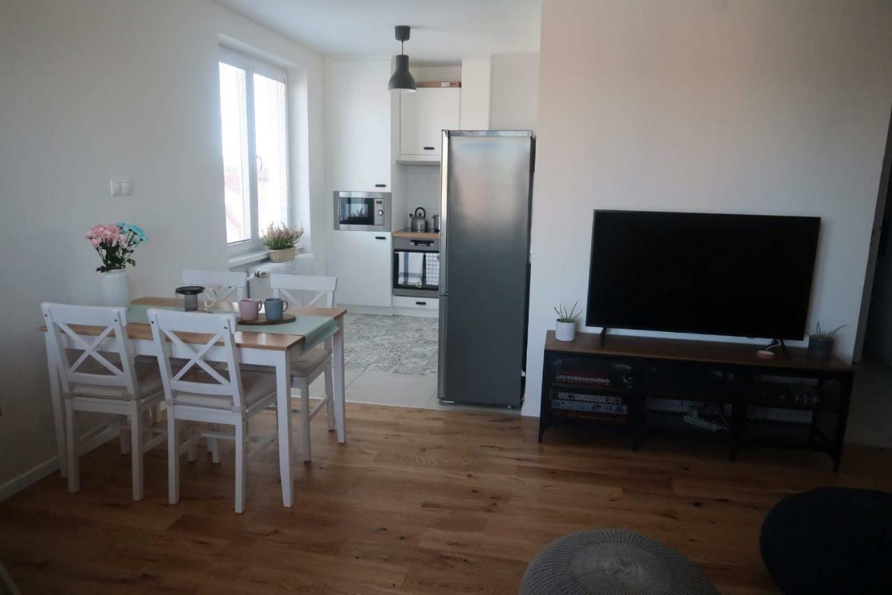 Hniezdo V Raji 1 - Luxurious Apartment 3 Min Walk To City Center Spišská Nová Ves Extérieur photo