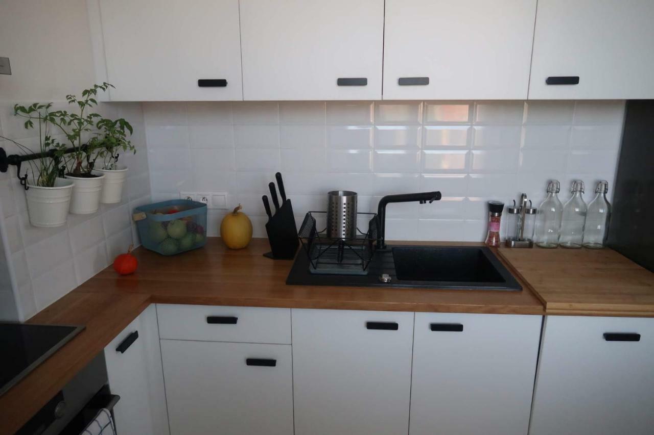 Hniezdo V Raji 1 - Luxurious Apartment 3 Min Walk To City Center Spišská Nová Ves Extérieur photo
